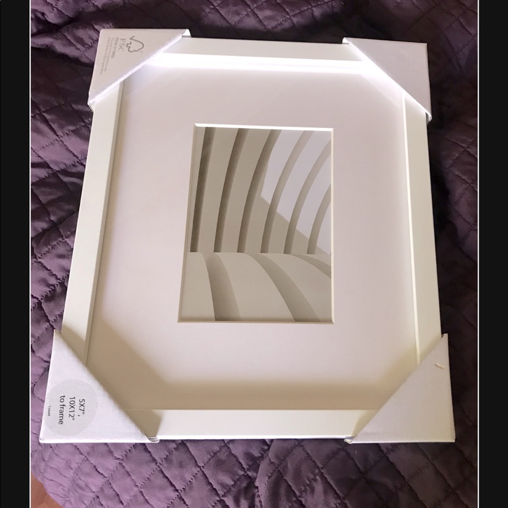 WHITE FRAME; 5x7 or 10x12